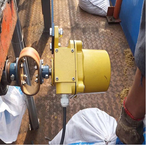 60-12F.jpg 60-12F.jpg