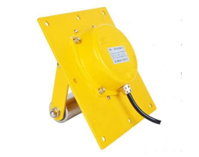 KPT1-12-45、KPT2-10-35跑偏開關(guān)、KPT1A-20-35跑偏開關(guān)檢測器價(jià)格